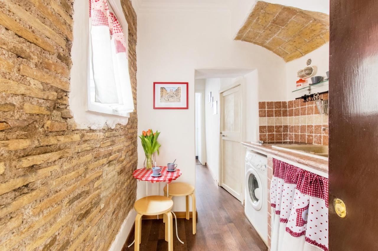 Italy Charming Stay- Campo De Fiori 3 Рим Экстерьер фото
